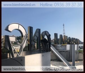 Biển quảng cáo hộp đèn, Thi công biển quảng cáo, Thi công biển quảng cáo tòa nhà, Thi công biển quảng cáo trên toàn quốc, Thi công biển quảng cáo chữ nổi Mica đèn led, Làm biển quảng cáo chuyên nghiệp, Nhận thi công biển quảng cáo, Thiết kế thi công biển quảng cáo, Dịch vụ làm biển quảng cáo chữ nổi 2018, Làm Biển Quảng Cáo Chữ Nổi Mica, Thi công biển quảng cáo chữ nổi giá rẻ 2018, Thi công biển quảng cáo chữ nổi Mica, Chữ nổi mica, Biển hộp đèn 3m, Biển hộp đèn chân inox, Thi công biển quảng cáo uy tín, Làm biển quảng cáo, Làm biển quảng cáo trên nóc toà nhà, Thi công biển hiệu cửa hang, Sản xuất biển quảng cáo trên nóc tòa nhà, Làm bộ chữ quảng cáo trên nóc tòa nhà, Thi công biển quảng cáo trên nóc tòa nhà, Làm biển quảng cáo tại Hà Nội, Thi công biển quảng cáo giá rẻ, Thi công biển quảng cáo - Siêu thị, Thi công biển quảng cáo tại hà nội, màn hình led quảng cáo, Biển quảng cáo tòa nhà, Biển quảng cáo led chữ nổi, Thi công biển hiệu cửa hàng chuyên nghiệp, Biển chỉ dẫn, Bảng điện tử Thi công biển quảng cáo tại Nội Giá rẻ liên hệ: 0936393738